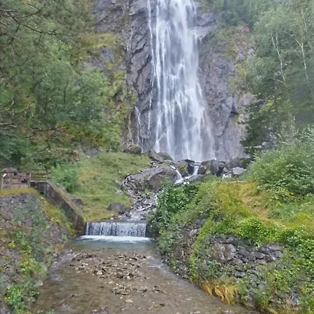 La Cascade Hotel
