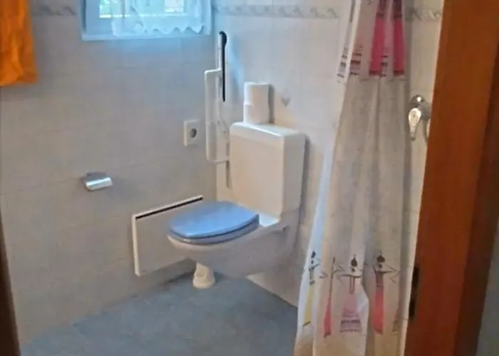 La Cascade 韦尔纳亚